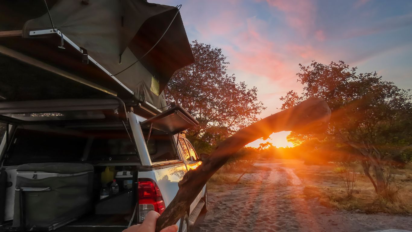 Toyota Double Cab Camper with Rooftop Tent